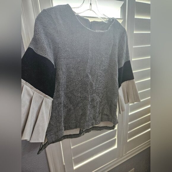 Emin & Paul Top Size Small - Picture 3 of 11